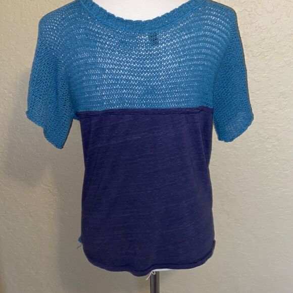 We the Free People slouchy open weave blue sweater top lion front & back panel M - Picture 5 of 8